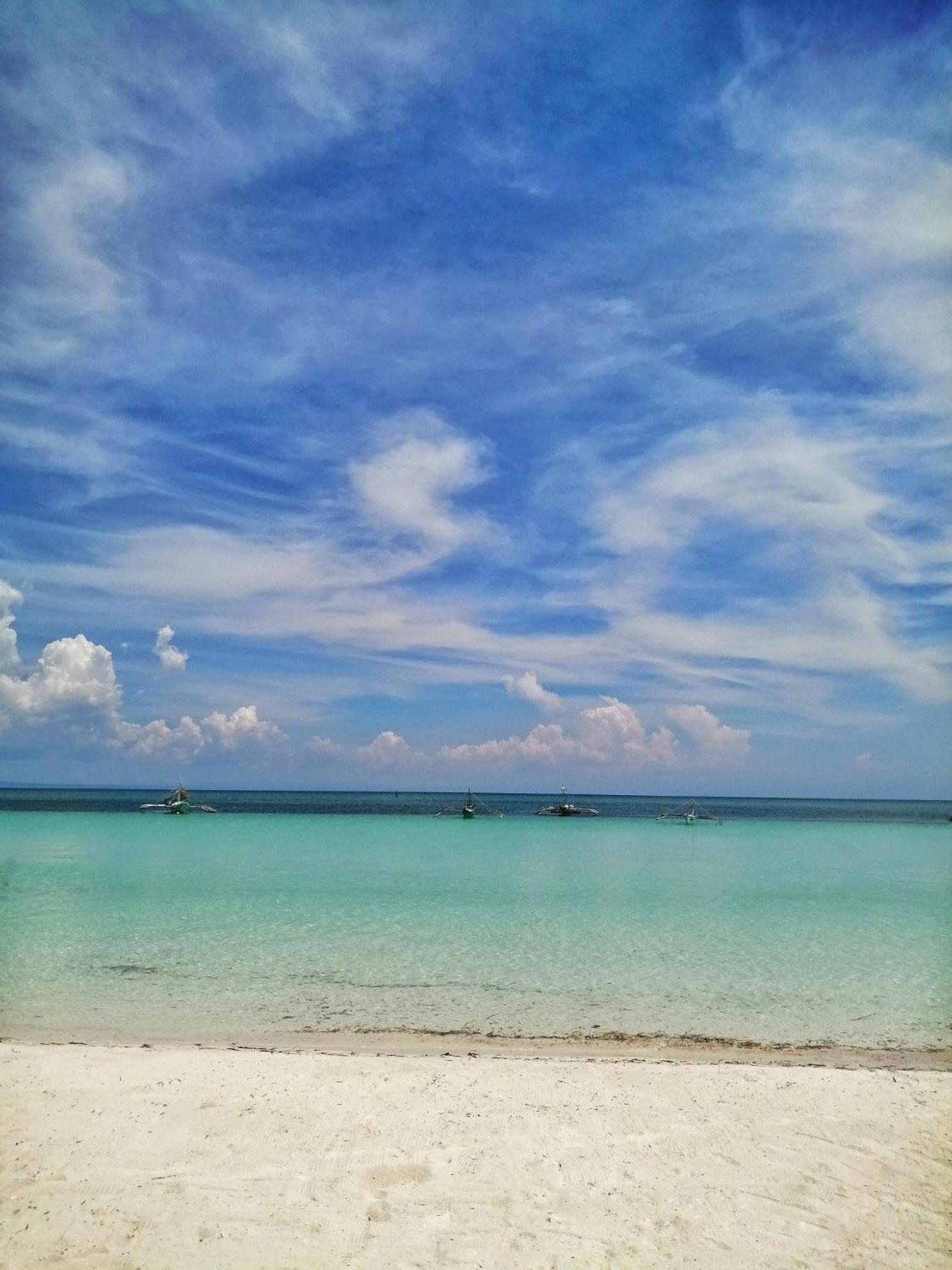 Dohibern Beach Resort Bantayan Luaran gambar