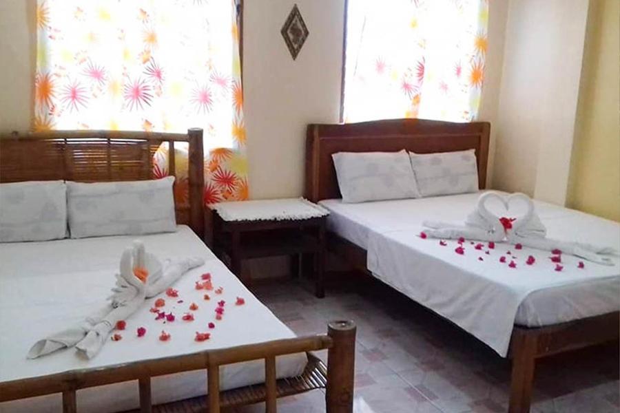 Dohibern Beach Resort Bantayan Bilik gambar